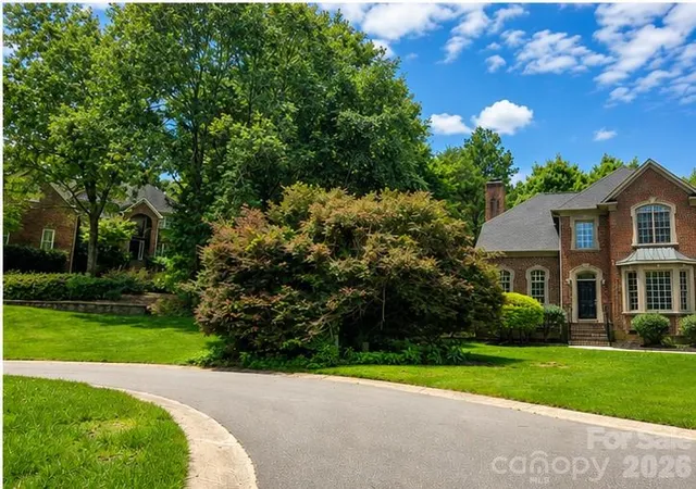 3rd image of 18609 Reflection Rock Ct, Davidson, NC 28036 | MLS# 4414950