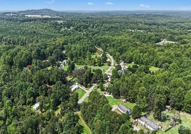 44th image of 303 Hardin Cir, Grover, NC 28073 | MLS# 4414952