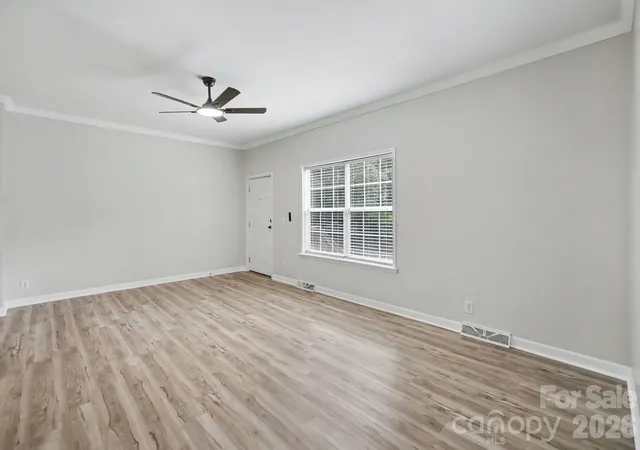5th image of 303 Hardin Cir, Grover, NC 28073 | MLS# 4414952