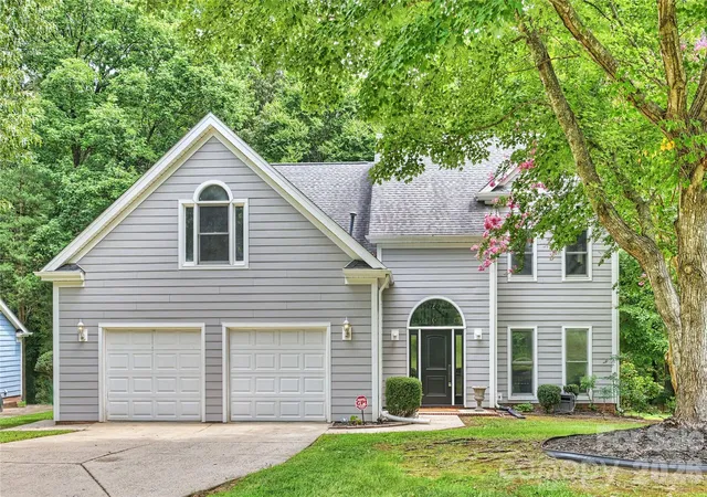 1st image of 7224 Canyon Dr, Charlotte, NC 28262 | MLS# 4414984