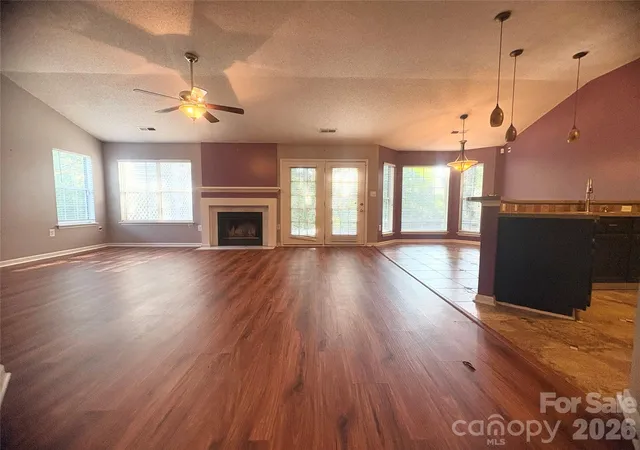 Photo 2 of Sale Pending at 3520 Cliffvale Ct, Charlotte, NC 28269 | MLS# 4414990 | Listing updated on 2026-08-27