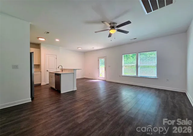 4th image of 1121 Cleveland Ave, Gastonia, NC 28052 | MLS# 4414991