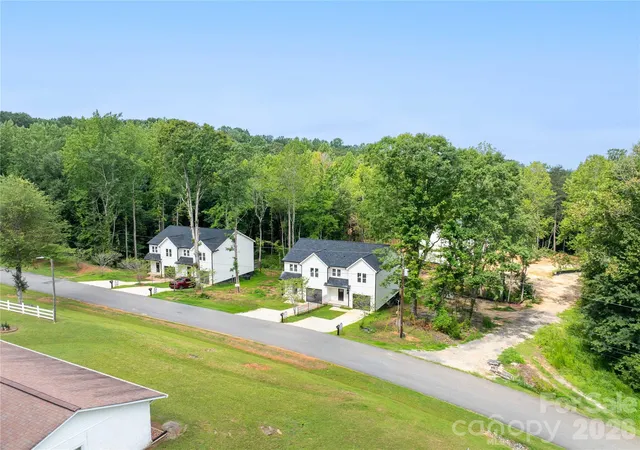 2nd image of 2973 Hughey Dr, Newton, NC 28658 | MLS# 4414994