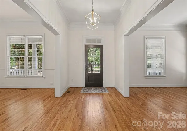 Photo 3 of Single family home for sale at 2440 Commons Ct, Fort Mill, SC 29708 | MLS# 4415016 | Listing updated on 2026-09-16
