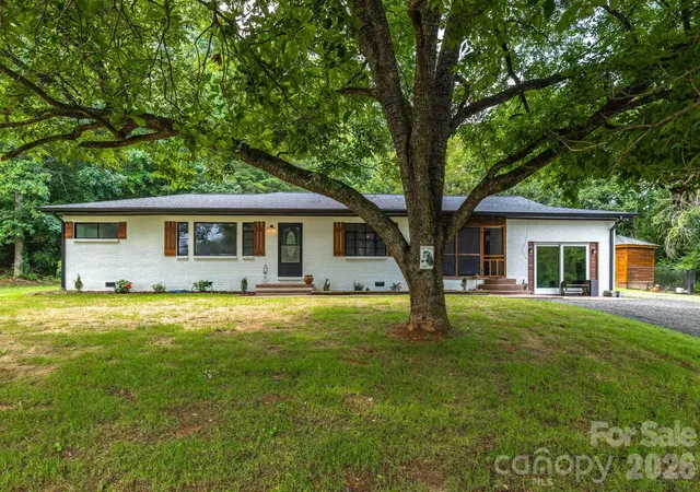 1st image of 2197 Blackberry Rd, Thomasville, NC 27360 | MLS# 4415023