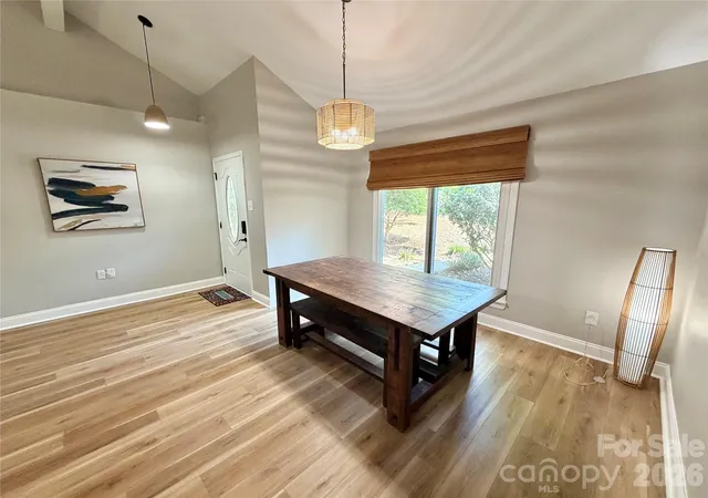 Photo 3 of Single family home for sale at 6836 Pin Oak Ct, Charlotte, NC 28226 | MLS# 4415035 | Listing updated on 2026-09-01