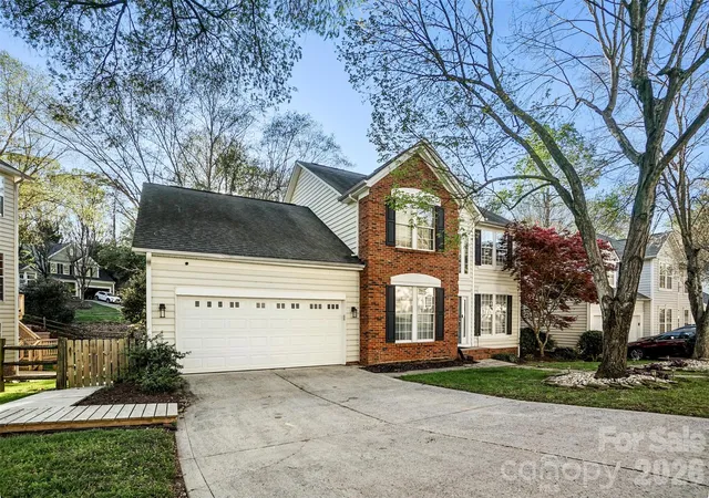 2nd image of 6239 Skyline Dr, Charlotte, NC 28269 | MLS# 4415067