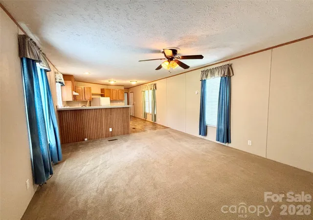 5th image of 72 S Greenleaf Rd, Hendersonville, NC 28739 | MLS# 4415072