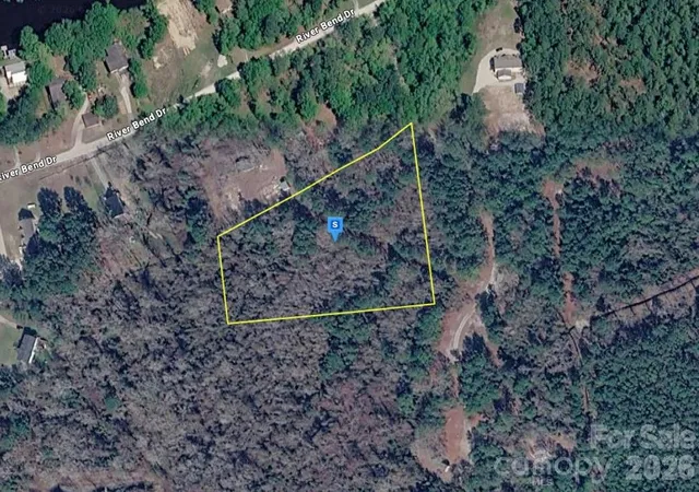 1st image of 101 Pine Ridge Ct, Burgaw, NC 28425 | MLS# 4415103