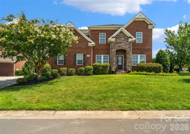 1st image of 2604 Mchanna Pt, Fort Mill, SC 29708 | MLS# 4415114