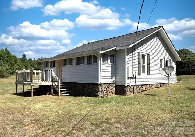 2nd image of 727 Ed Hamrick Rd, Shelby, NC 28150 | MLS# 4415117
