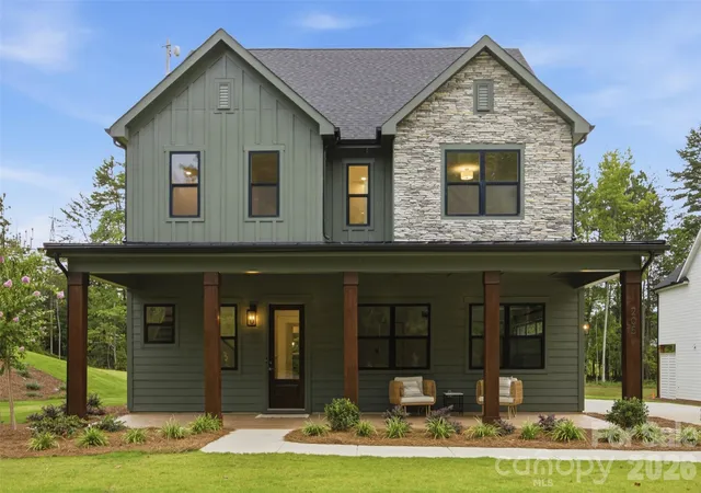 1st image of 205 Parkdale Dr, Belmont, NC 28012 | MLS# 4415127