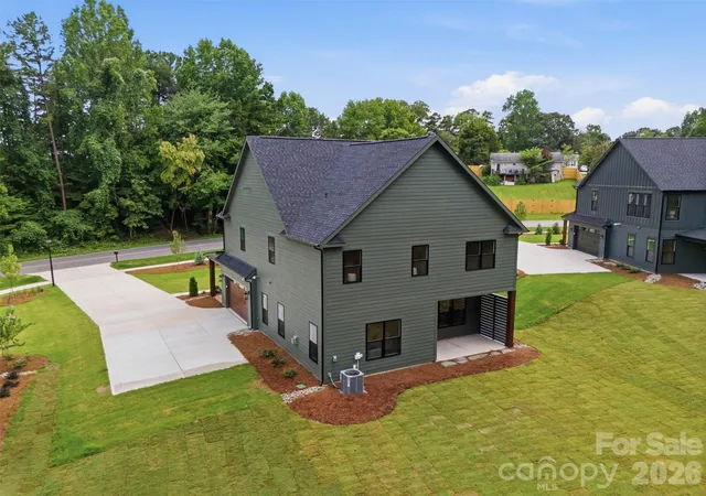 4th image of 205 Parkdale Dr, Belmont, NC 28012 | MLS# 4415127