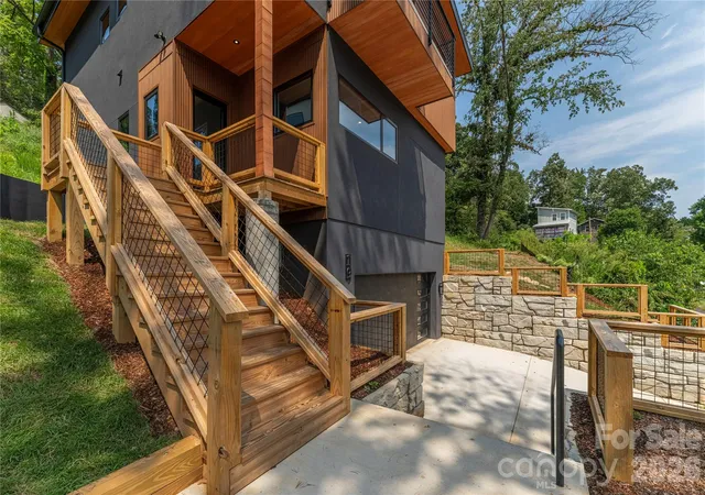 5th image of 19 Woodbine Rd, Asheville, NC 28804 | MLS# 4415169