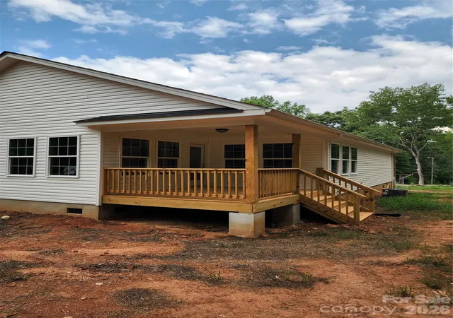 33rd image of 5900 Flamingo Dr #4, Conover, NC 28613 | MLS# 4415177