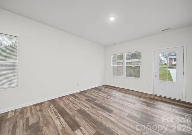 Photo 3 of Single family home for sale at 518 3rd Street, Spencer, NC 28159 | MLS# 4415185 | Listing updated on 2026-10-23