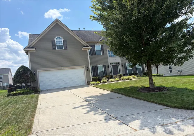 Photo 2 of Single family home for sale at 1464 Chandler Ave Nw, Concord, NC 28027 | MLS# 4415186 | Listing updated on 2026-10-06
