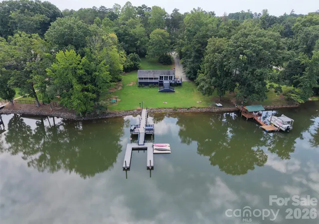 1st image of 4009 Cindy Ln, Denver, NC 28037 | MLS# 4415192