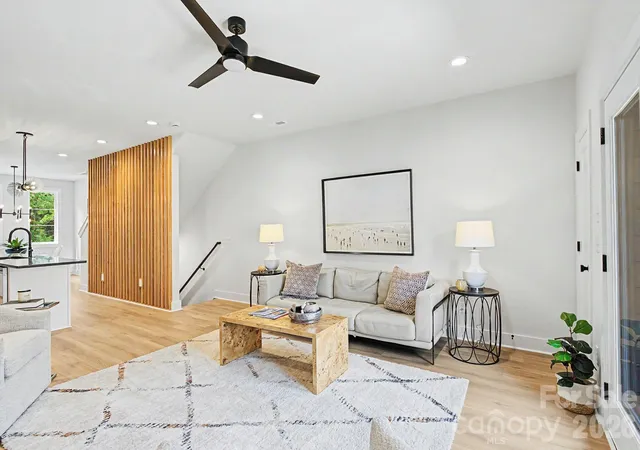 4th image of 1312 Carolyn Dr, Charlotte, NC 28205 | MLS# 4415223