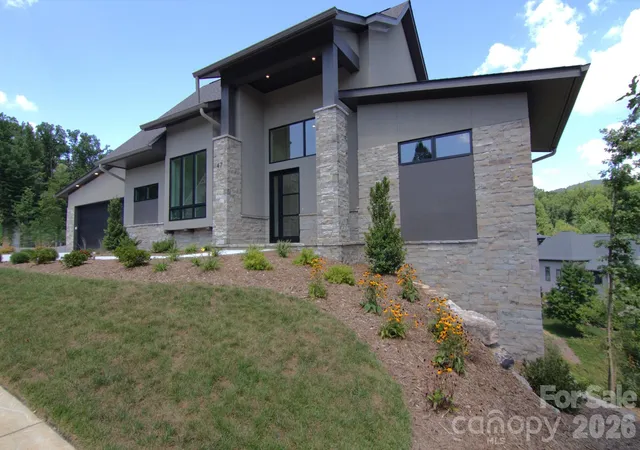 2nd image of 47 Versailles Ln, Asheville, NC 28804 | MLS# 4415232