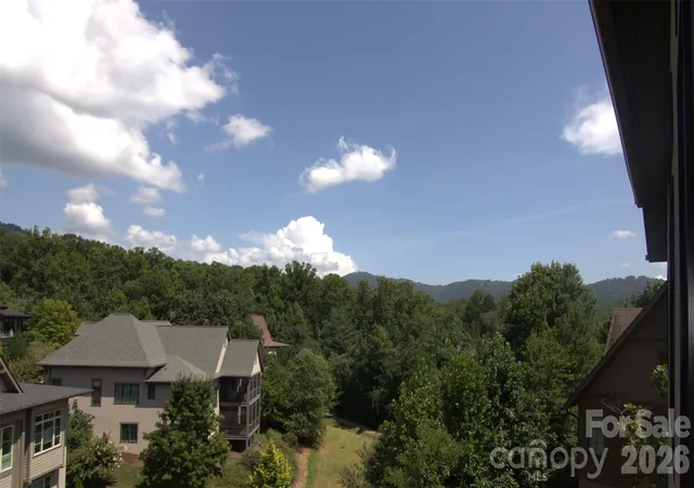 41st image of 47 Versailles Ln, Asheville, NC 28804 | MLS# 4415232