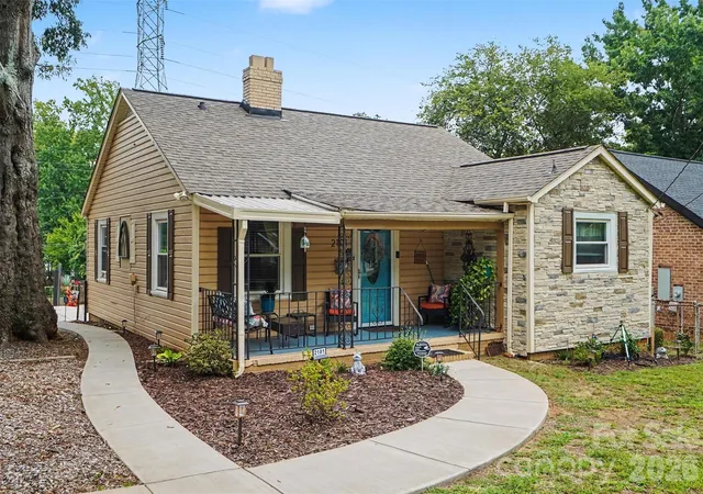 15th image of 2101 Highland St, Charlotte, NC 28208 | MLS# 4415249