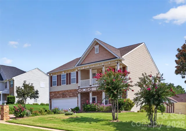 Photo 3 of Single family home for sale at 1607 Hoosac Dr, Waxhaw, NC 28173 | MLS# 4415250 | Listing updated on 2026-08-31