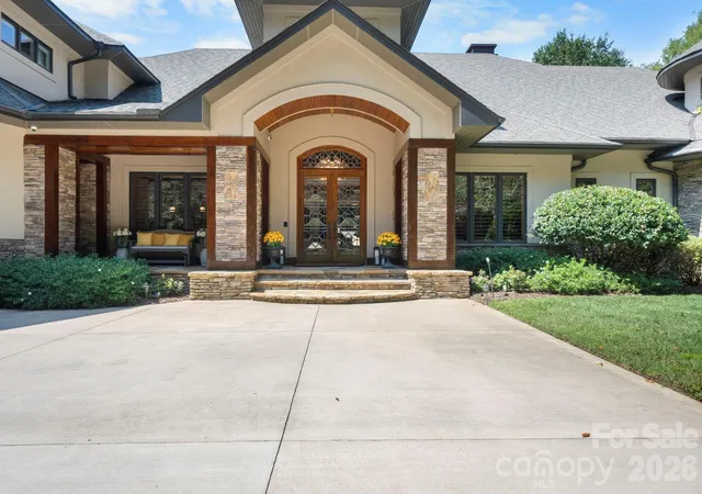Photo 1 of Single family home for sale at 9305 White Ibis Ct, Belmont, NC 28012 | MLS# 4415295 | Listing updated on 2026-10-02