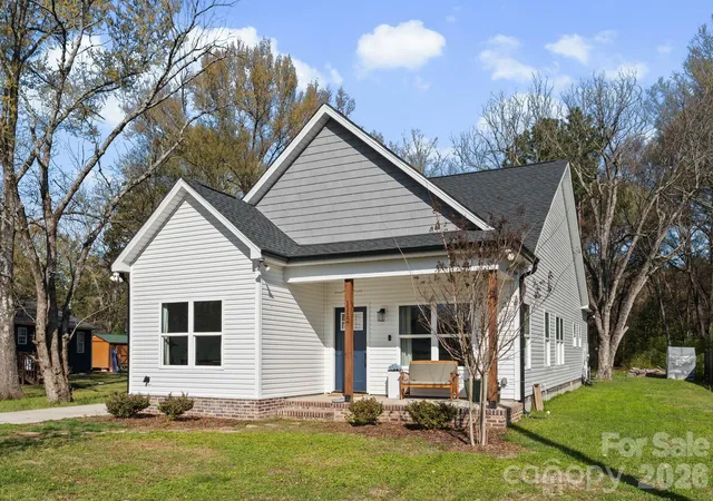 1st image of 1112 Crawford Rd, Rock Hill, SC 29730 | MLS# 4415296