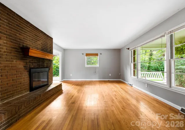 5th image of 48 Faircrest Rd, Asheville, NC 28804 | MLS# 4415306