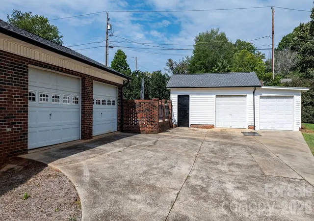 5th image of 1316 Oak Canopy Rd, Lincolnton, NC 28092 | MLS# 4415317
