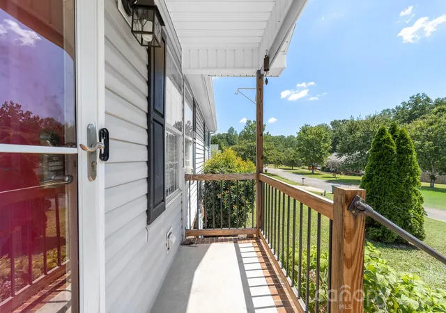 image of 3009 Drake Dr, Stanley, NC 28164 | MLS# 4415318