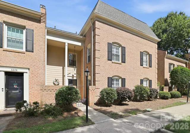 1st image of 6606 Bunker Hill Cir, Charlotte, NC 28210 | MLS# 4415323
