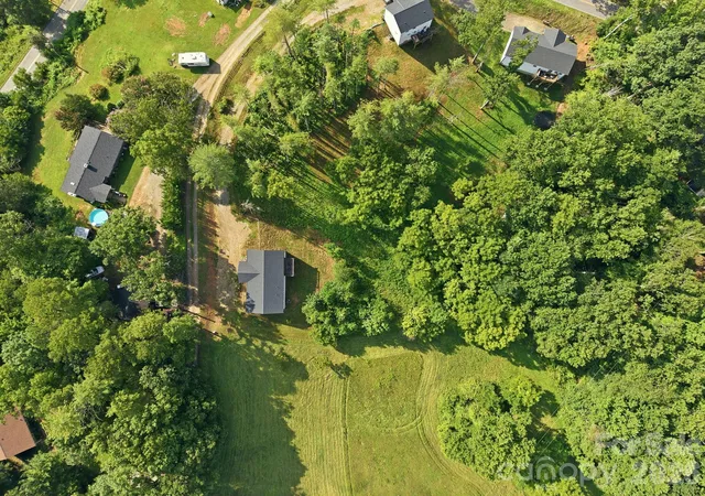 40th image of 7 Greenridge Rd, Weaverville, NC 28787 | MLS# 4415328