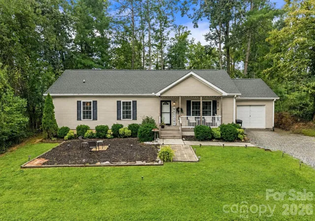 1st image of 47 Fox Rd, Asheville, NC 28804 | MLS# 4415329