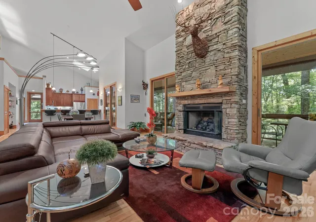 Photo 1 of Single family home for sale at 1370 Salola Ln, Brevard, NC 28712 | MLS# 4415333 | Listing updated on 2026-09-26