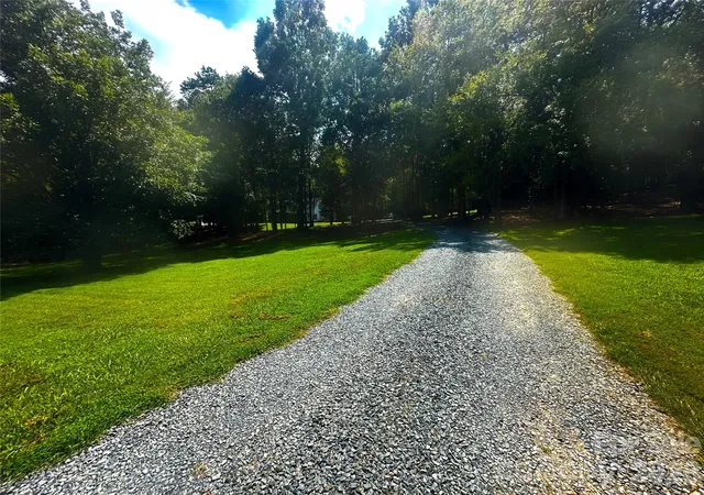 Photo 3 of Single family home for sale at 7187 Strawberry Ln, Stanfield, NC 28163 | MLS# 4415352 | Listing updated on 2026-08-28