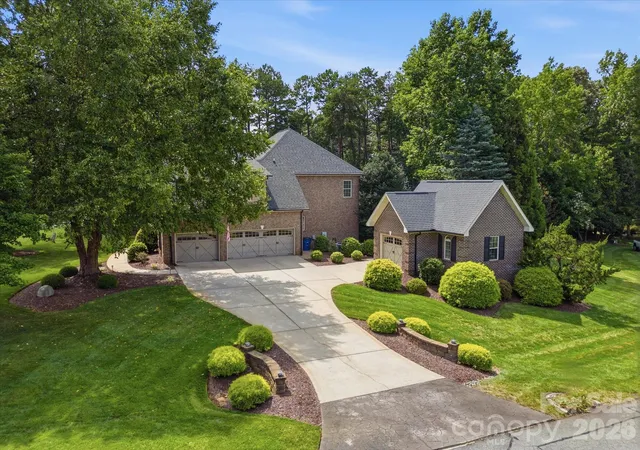 4th image of 1023 Madras Ct, Davidson, NC 28036 | MLS# 4415353