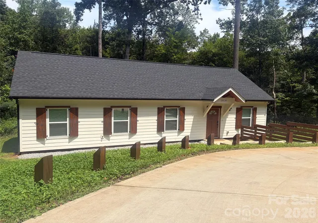 Photo 1 of Single family home for sale at 6524 Mintbrook Dr, Mint Hill, NC 28227 | MLS# 4415376 | Listing updated on 2026-08-19