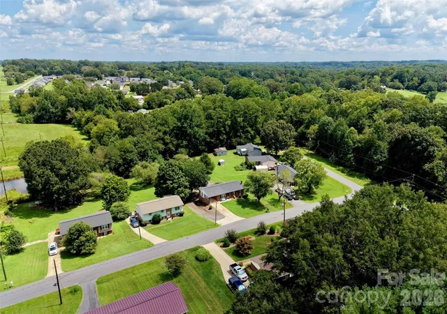 29th image of 3776 Newhall Dr Nw, Conover, NC 28613 | MLS# 4415388