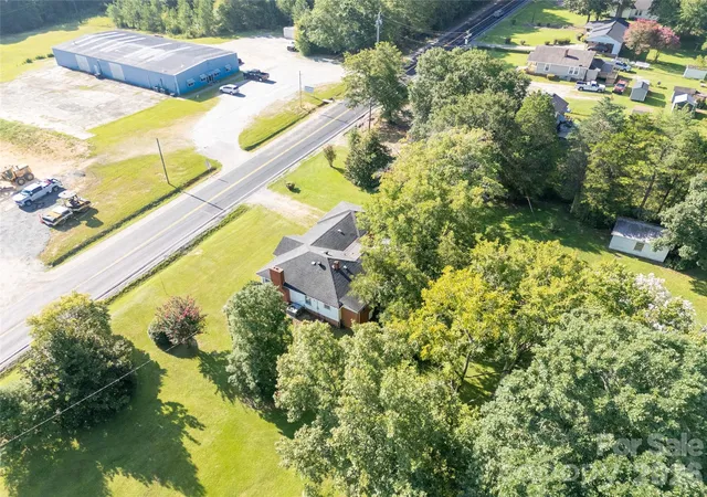 4th image of 1670 Lynwood Dr, Lancaster, SC 29720 | MLS# 4415414