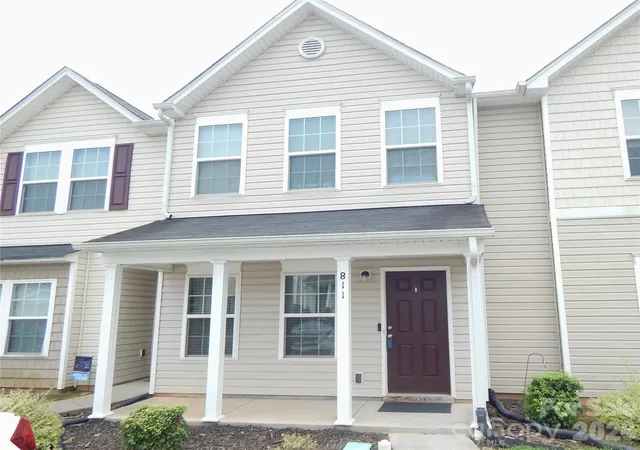 Photo 2 of Townhouse for sale at 811 Chevelle Dr, Statesville, NC 28677 | MLS# 4415422 | Listing updated on 2026-08-18