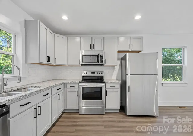 Photo 4 of House for sale at 427 B Arbor Dr, Waxhaw, NC 28173 | MLS# 4415435 | Listing updated on 2026-08-24