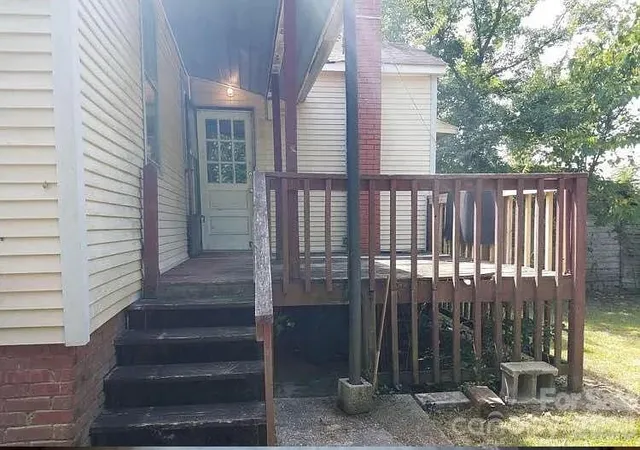 Photo 3 of Single family home for sale at 4721 Linden St, Columbia, SC 29203 | MLS# 4415438 | Listing updated on 2026-08-20