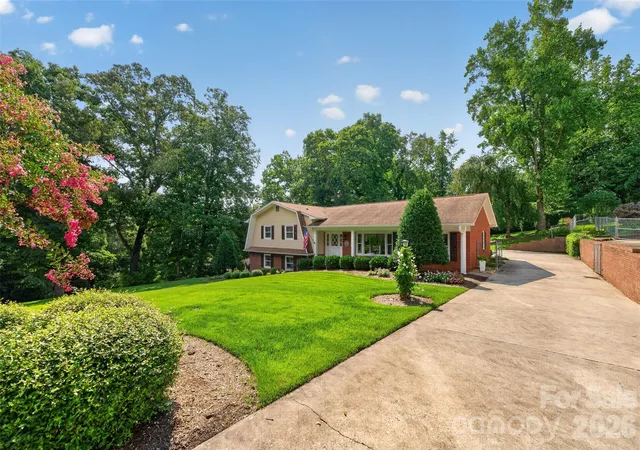 1st image of 1053 20th Ave Nw, Hickory, NC 28601 | MLS# 4415459