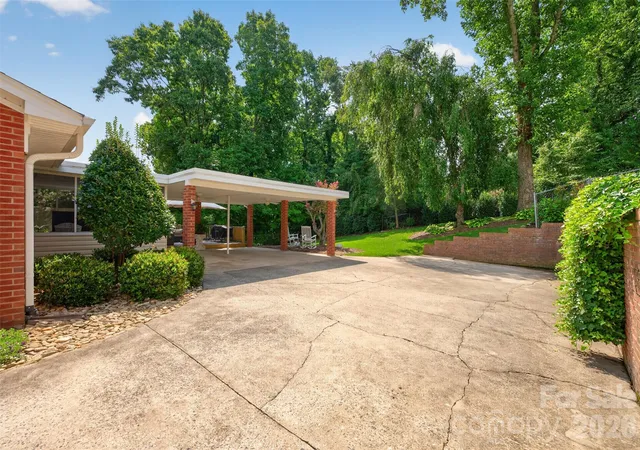 4th image of 1053 20Th Ave Nw, Hickory, NC 28601 | MLS# 4415459