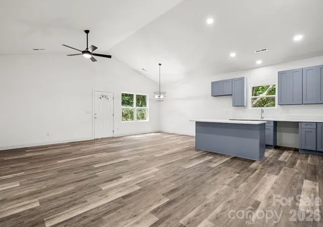 Photo 3 of Single family home for sale at 503 E Dunlap St, Lancaster, SC 29720 | MLS# 4415480 | Listing updated on 2026-10-14