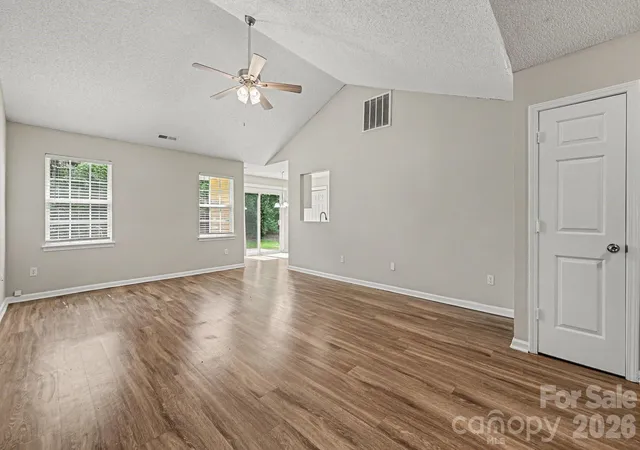 Photo 3 of Single family home for sale at 302 Touch Me Not Ln, Charlotte, NC 28216 | MLS# 4415487 | Listing updated on 2026-08-21