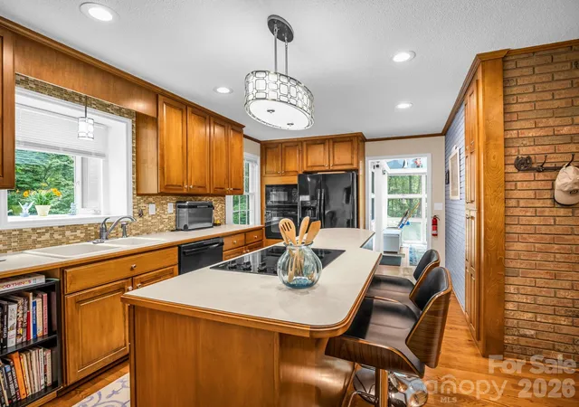 Photo 2 of Single family home for sale at 498 Plantation Dr, Rutherfordton, NC 28139 | MLS# 4415500 | Listing updated on 2026-09-01
