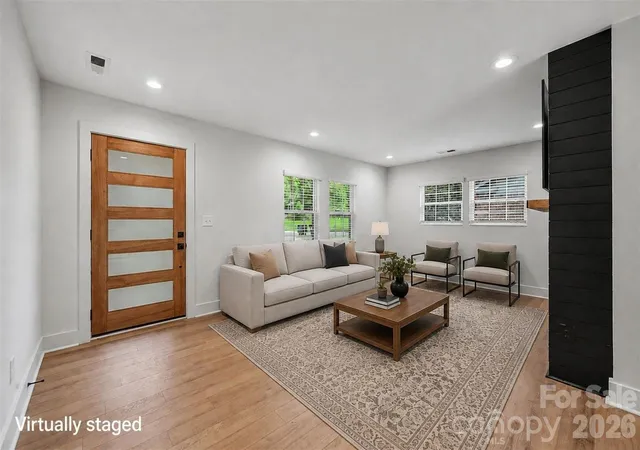 4th image of 2000 Kilborne Dr, Charlotte, NC 28205 | MLS# 4415514